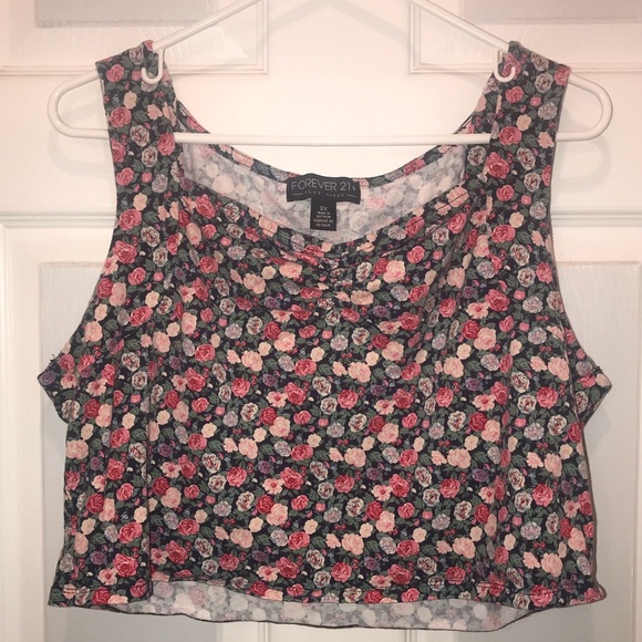 Forever 21 Tops - Forever 21 Plus Size Floral Crop Top Size 3x